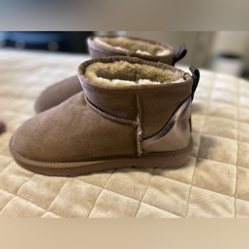 “Ugg “ type Brown Shearling Ankle Boots ,brand new never worn